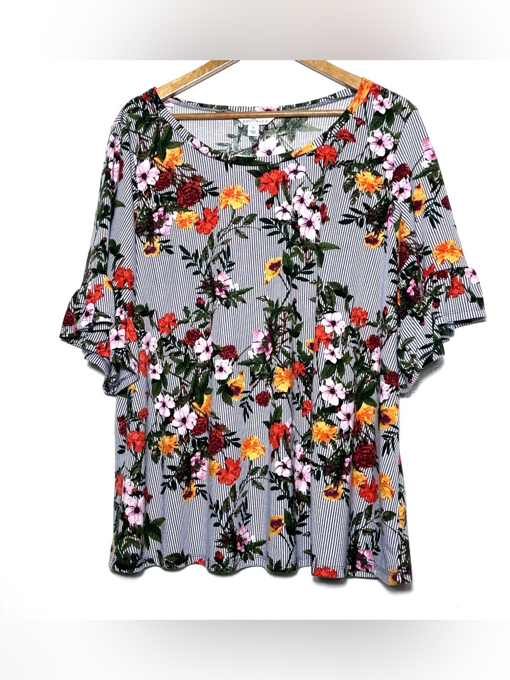 Boutique Plus Shirt Women’s 3X Striped Floral Ruffle Sleeve Lightweight Blouse